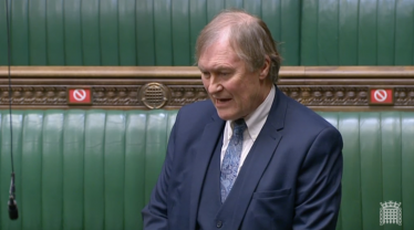 Sir David supports local fishermen